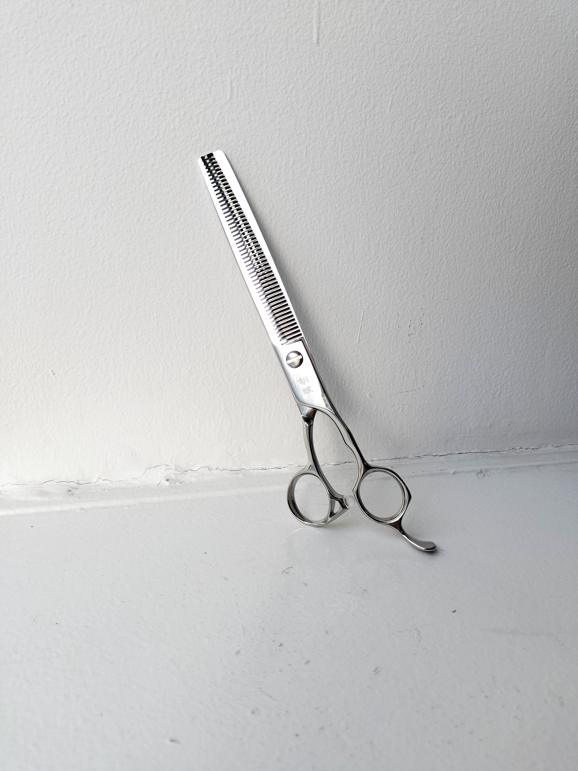 胡蝶 – 理容・美容・ペットトリミング用シザーの東京理器 / Hair 